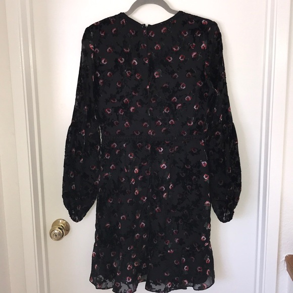 NWT Wayf Dress - Picture 3 of 3